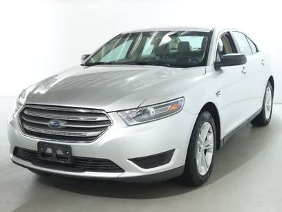 Used 2017 Ford Taurus SE