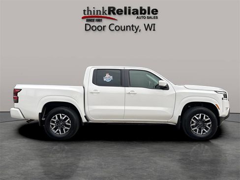 Used 2024 Nissan Frontier SL w/ Technology Package image 5