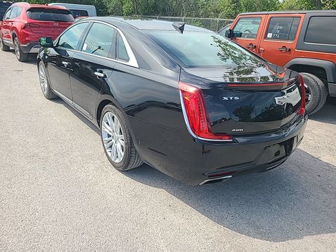 Used 2018 Cadillac XTS Luxury AWD/4WD image 6