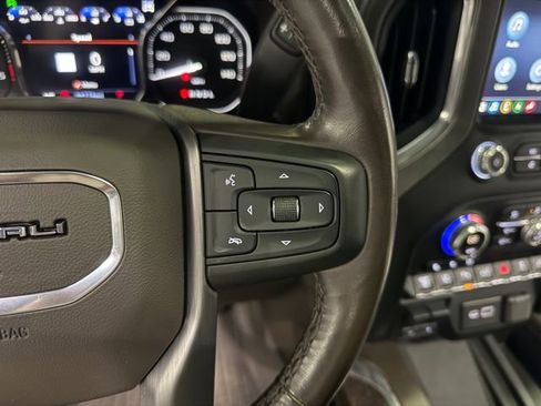 Used 2022 GMC Sierra 2500 Denali w/ Denali Ultimate Package image 17