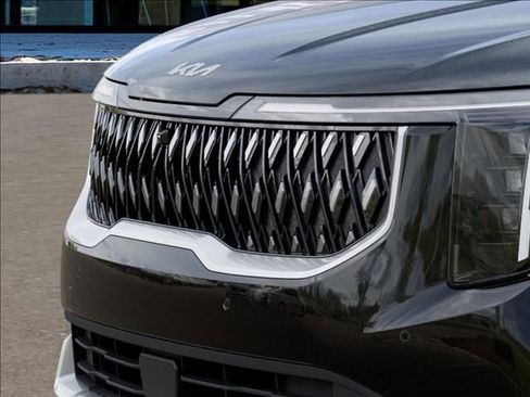 New 2026 Kia Carnival LXS FWD image 12