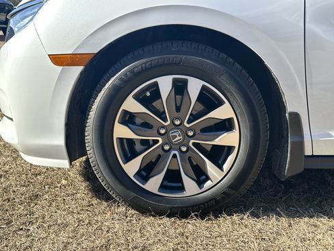 Used 2023 Honda Odyssey EX-L image 11