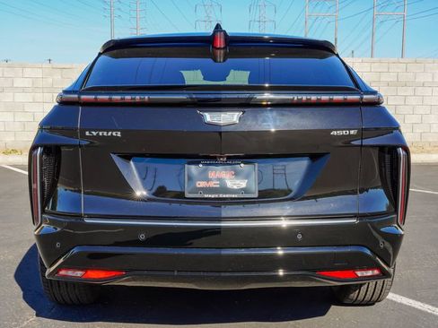 New 2026 Cadillac Lyriq Luxury w/ LPO, Floor Liner Package image 8