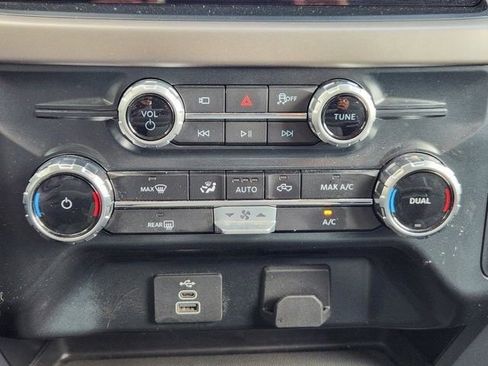 Used 2025 Ford F150 XLT w/ Equipment Group 301A Standard AWD/4WD image 17