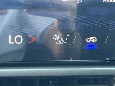 New 2025 Chevrolet Equinox EV RS image 17