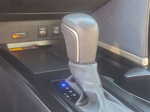 Certified 2025 Toyota Camry SE image 26