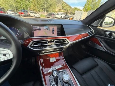 Used 2021 BMW ALPINA XB7 AWD/4WD image 37