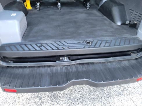 Used 2019 Ford Transit 150 XL RWD image 40