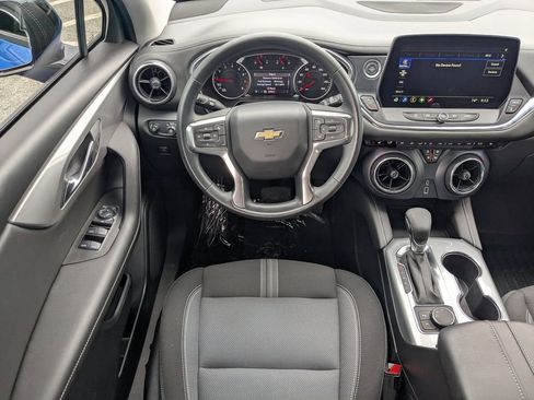 Used 2025 Chevrolet Blazer LT w/ Midnight/Sport Edition FWD image 15