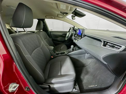 Used 2024 Toyota Corolla LE image 28