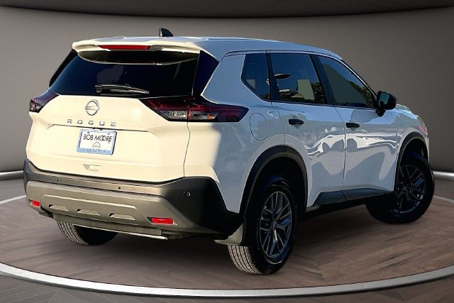 Certified 2023 Nissan Rogue S FWD image 2