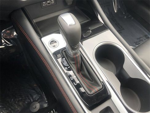 Certified 2025 Nissan Altima 2.5 SR image 26