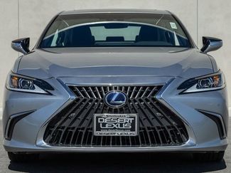 Used 2022 Lexus ES 300h w/ Premium Package video 2