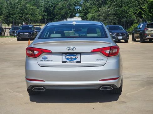Used 2015 Hyundai Sonata Sport w/ Option Group 03 FWD image 6