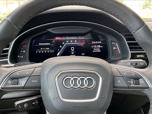 Used 2023 Audi Q8 Premium w/ Convenience Package AWD/4WD image 34
