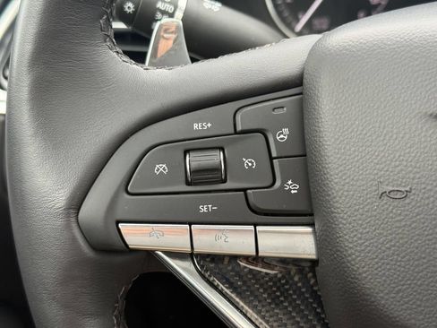 Used 2024 Cadillac XT6 Sport w/ LPO, Floor Liner Package AWD/4WD image 17