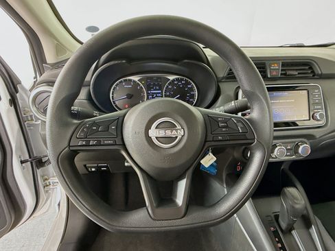 Used 2025 Nissan Versa S w/ Trunk Package FWD image 11