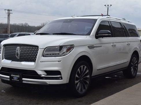 Used 2020 Lincoln Navigator L Reserve w/ Luxury Package AWD/4WD image 17