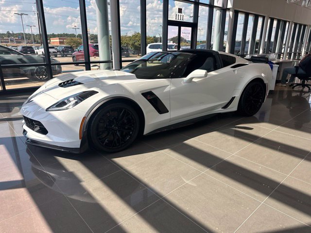 Used 2019 Chevrolet Corvette Z06 RWD image 1