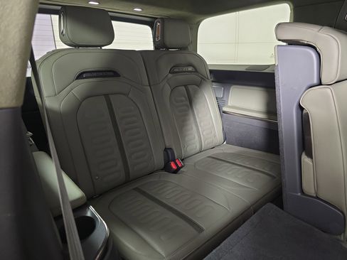 Used 2022 Rivian R1S Launch Edition image 25