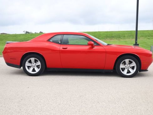 Used 2023 Dodge Challenger SXT RWD image 4