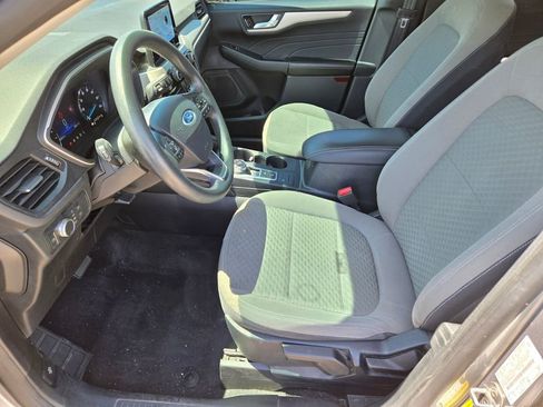 Used 2021 Ford Escape SE FWD image 6