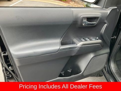 Used 2023 Toyota Tacoma TRD Off-Road w/ Technology Package RWD image 7