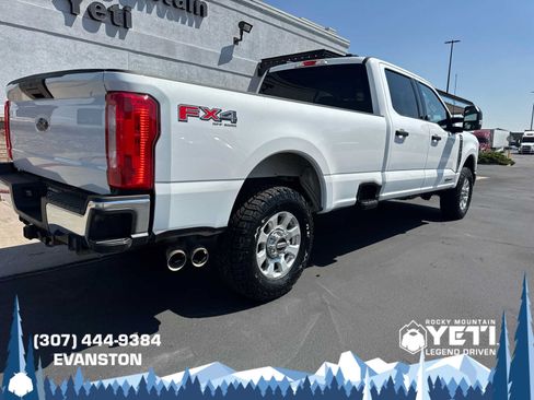 Used 2024 Ford F250 XLT w/ FX4 Off-Road Package AWD/4WD image 3