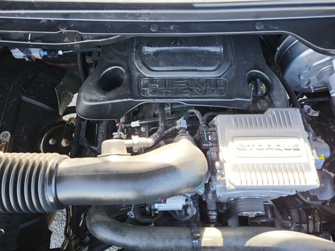 Used 2024 RAM 1500 Limited image 23