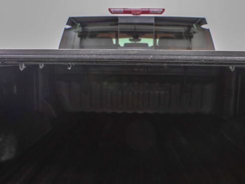 Used 2021 GMC Sierra 2500 Denali w/ Technology Package AWD/4WD image 32