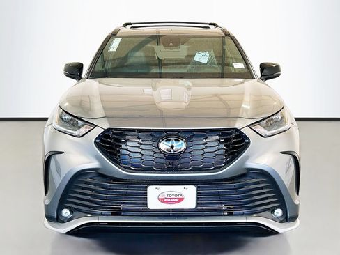 New 2026 Toyota Highlander XSE AWD/4WD image 2