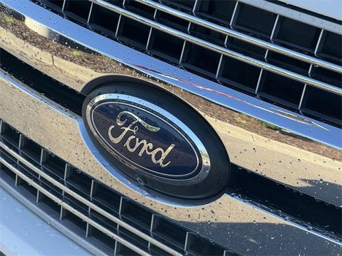 Certified 2020 Ford F150 Lariat w/ Equipment Group 502A Luxury image 26