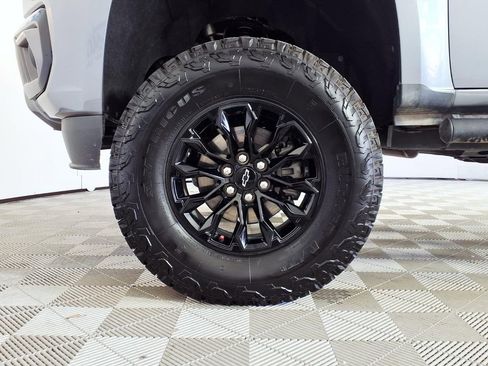 Used 2022 Chevrolet Colorado Z71 w/ Trail Boss Package image 8