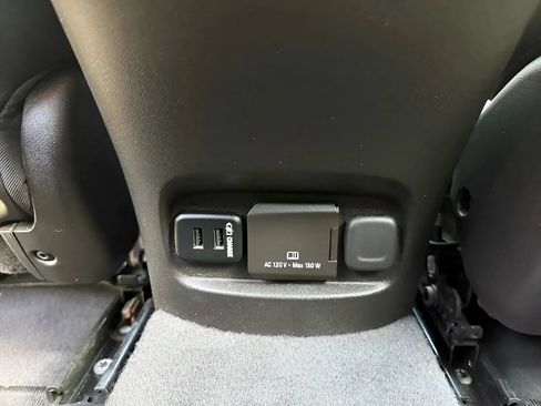 Used 2016 Chevrolet Malibu LT w/ Leather Package FWD image 23