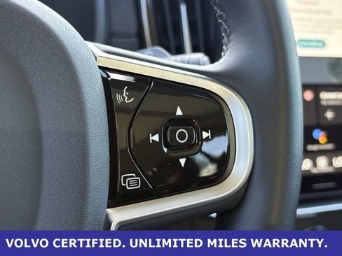 Certified 2025 Volvo XC90 B6 Plus image 19