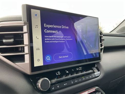 Used 2025 Toyota Tundra Limited image 24