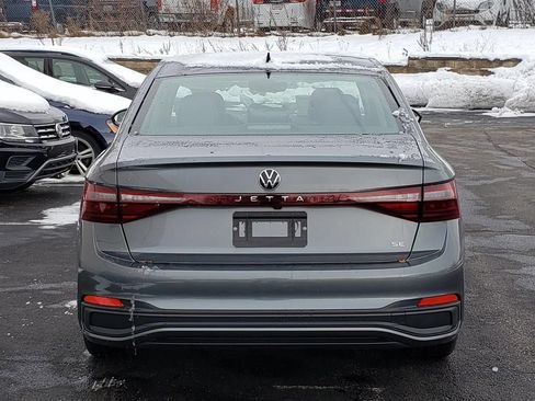 New 2026 Volkswagen Jetta SE FWD image 4