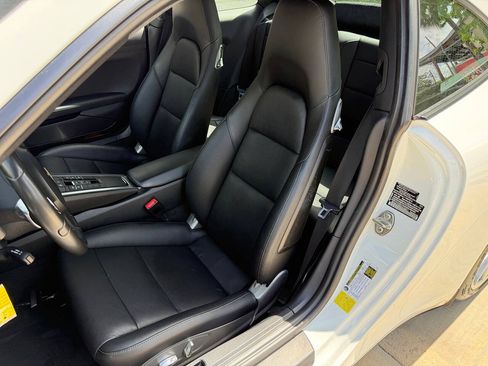 Used 2016 Porsche 911 Carrera image 16