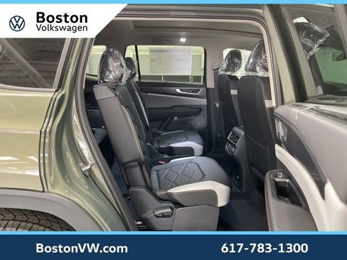 New 2026 Volkswagen Atlas Peak Edition AWD/4WD image 13