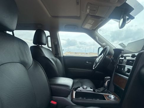 Certified 2024 Nissan Armada SL image 28