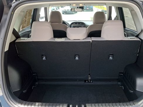 Used 2025 Kia Soul LX w/ LX Technology Package FWD image 28