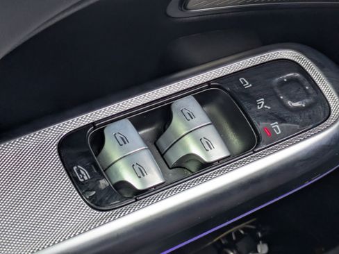 Certified 2025 Mercedes-Benz E 53 AMG e 4MATIC Sedan image 23