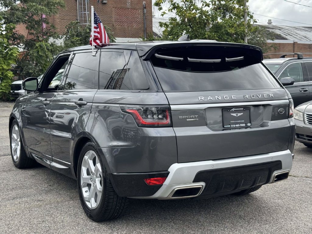 Used 2019 Land Rover Range Rover Sport HSE AWD/4WD image 8