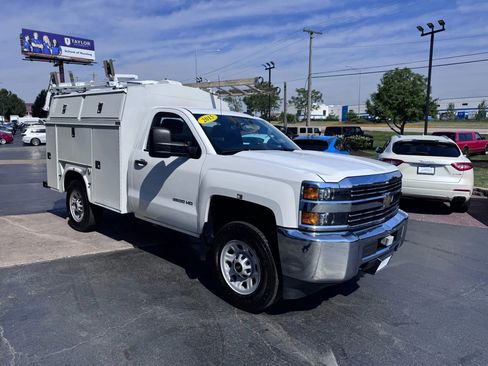 Used 2015 Chevrolet Silverado 3500 W/T image 8