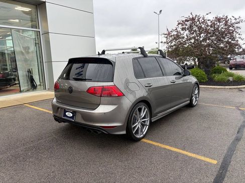 Used 2017 Volkswagen Golf R 4-Door AWD/4WD image 31