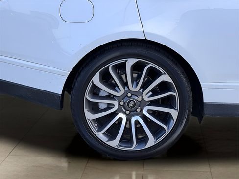 Used 2018 Land Rover Range Rover Supercharged image 44