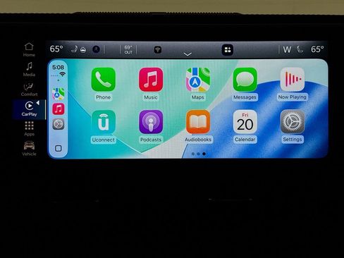 Used 2025 Jeep Wrangler Sahara image 15