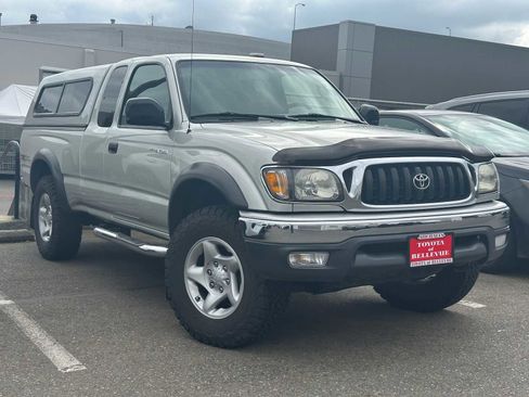 Used 2004 Toyota Tacoma 4x4 Xtracab V6 image 3