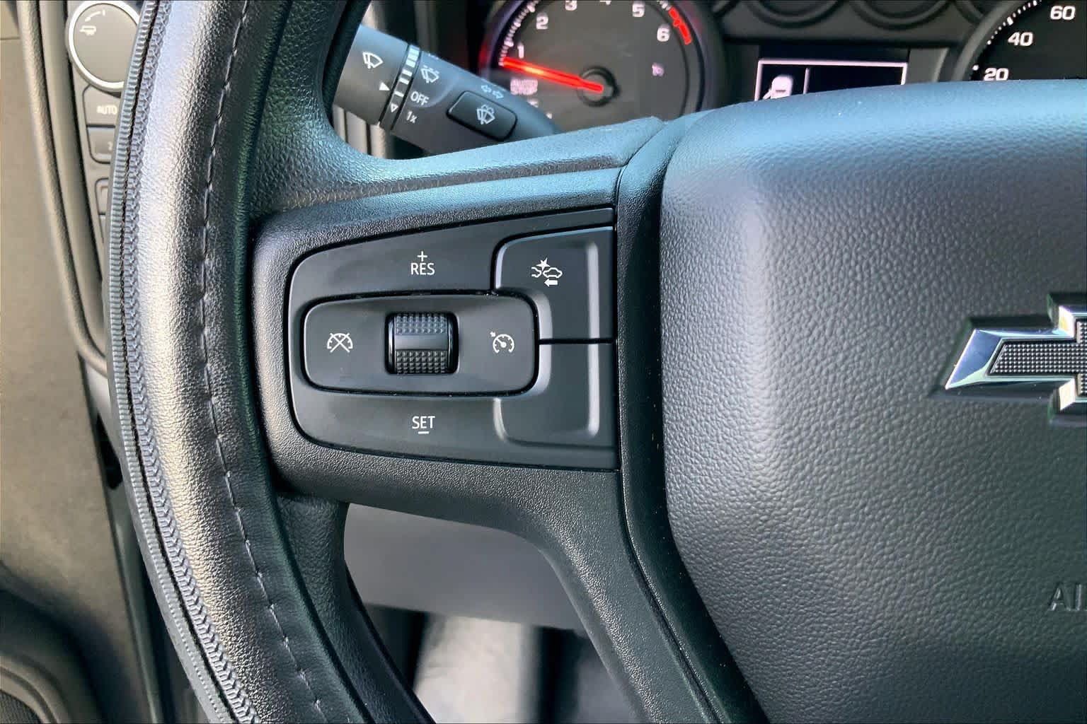 Used 2025 Chevrolet Silverado 1500 Custom Trail Boss AWD/4WD image 19