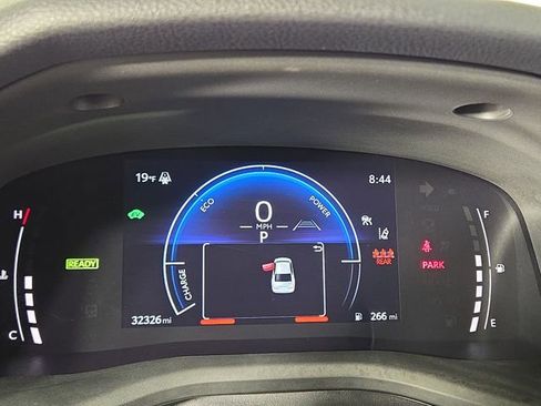 Used 2025 Toyota Camry SE image 15